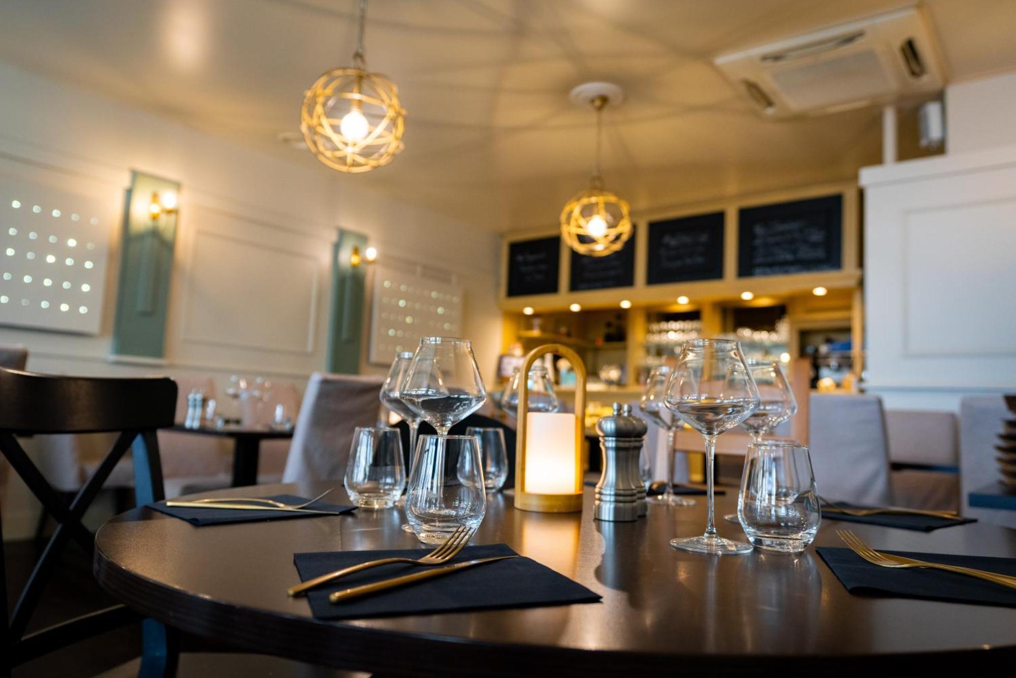 Hotel Restaurant L'Industrie Saint-Omer  Eksteriør billede